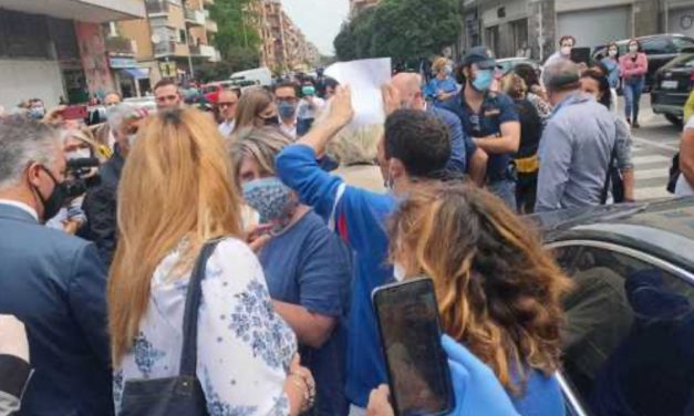Minacce alla sindaca Raggi. Clima inaccettabile