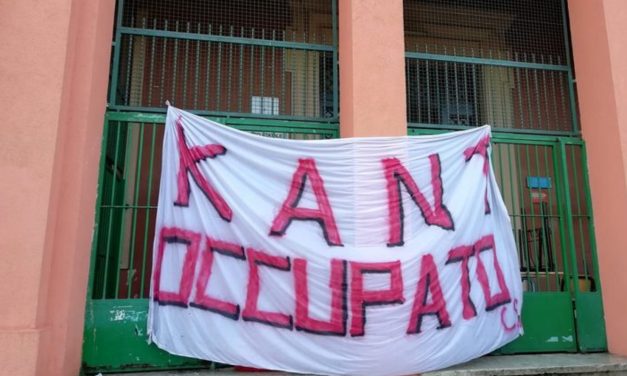 Solidarietà agli studenti del liceo Kant