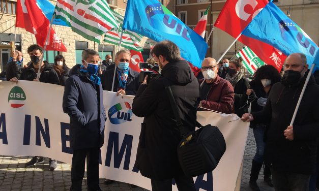 #DemocraziaInBirmania. Al presidio di Piazza San Silvestro