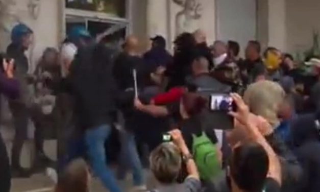 Assalto no vax alla sede Cgil. Solidarietà  della Uil