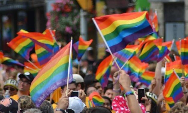 I diritti non hanno colore. Aderiamo al pride