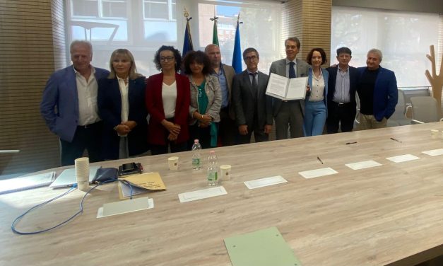 Un tavolo permanente per le politiche sociali. Ecco il protocollo