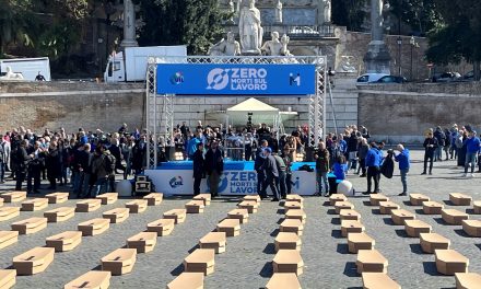 Mille bare. Il flash mob della Uil a Roma